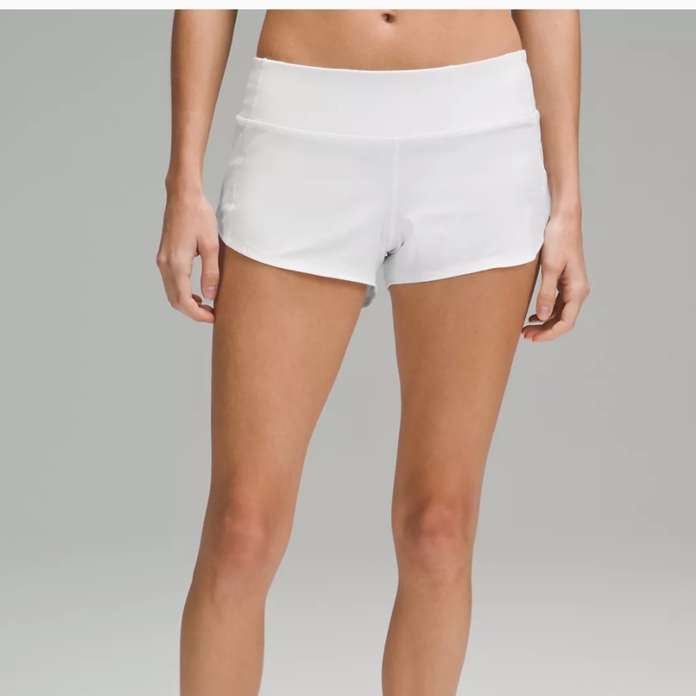 Lululemon Speed Up Low-Rise Lined Short 2.5", white, size 6